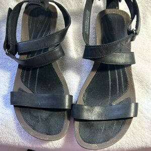 Teva wedge sandals size 8.5
